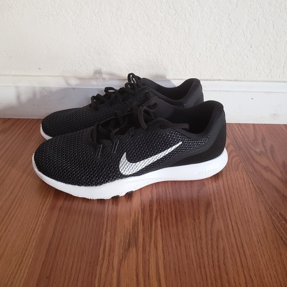 Nike Shoes - Nike flex TR shoes